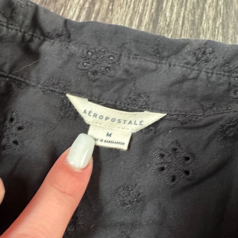 Cropped Button Up - Picture 2 of 3